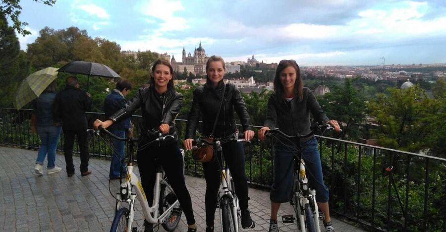 Madrid: 3-Hour Guided Bike Tour - Price and value: is $35 a good deal?
