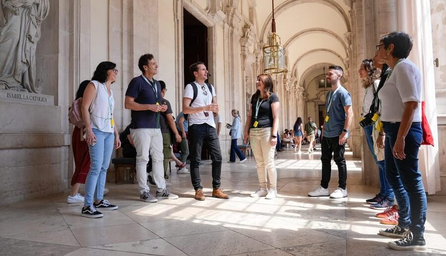 Madrid: 4-Hour Bus Tour with Royal Palace Admission - Las Ventas bullring and Santiago Bernabéu: iconic Madrid in two quick bites