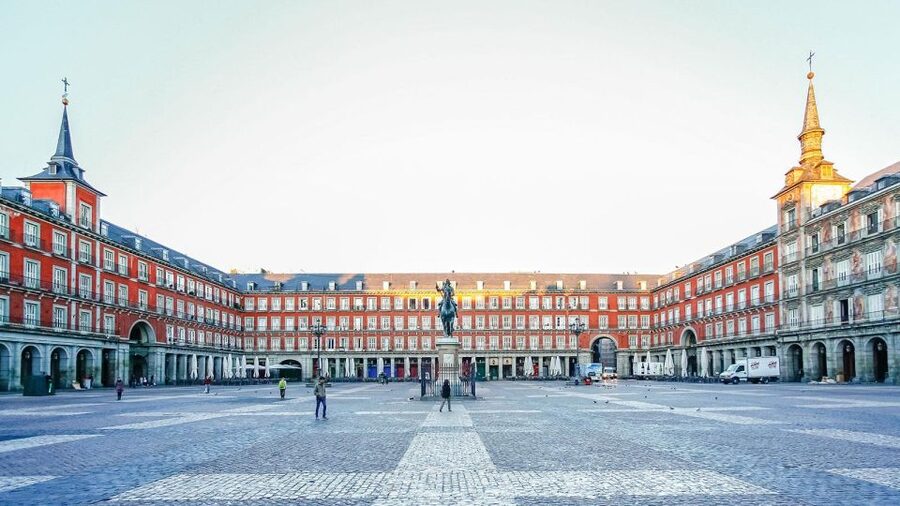 Madrid Audioguide - TravelMate app for your smartphone - Building your day around the landmarks the app covers