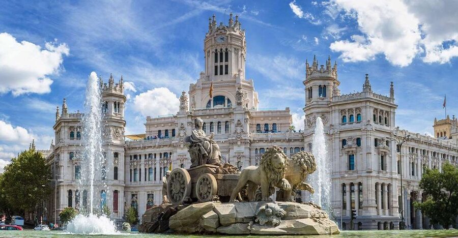 Madrid Audioguide - TravelMate app for your smartphone - Getting started fast: downloading TravelMate and using your code