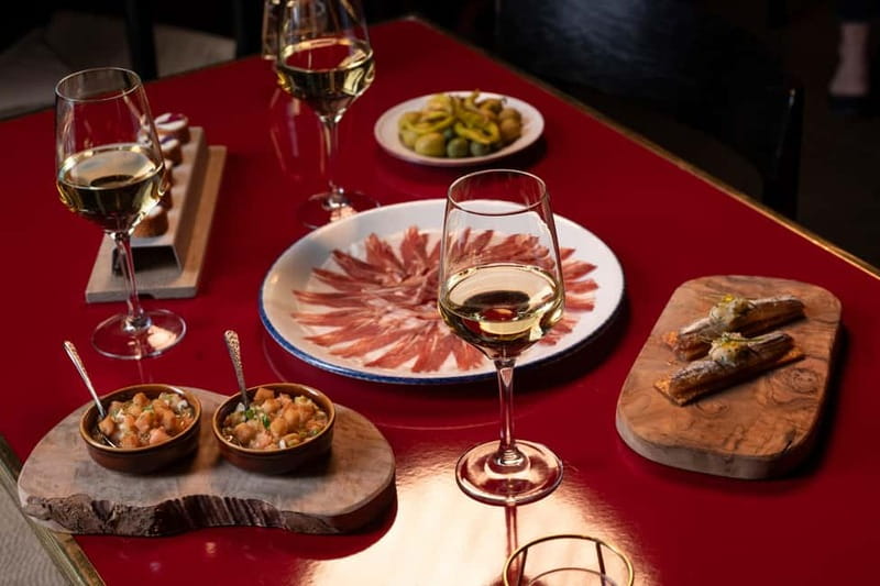 Madrid: Authentic Flamenco at Flamenco de Leones with drink - Key Things to Know Before You Go to Flamenco de Leones