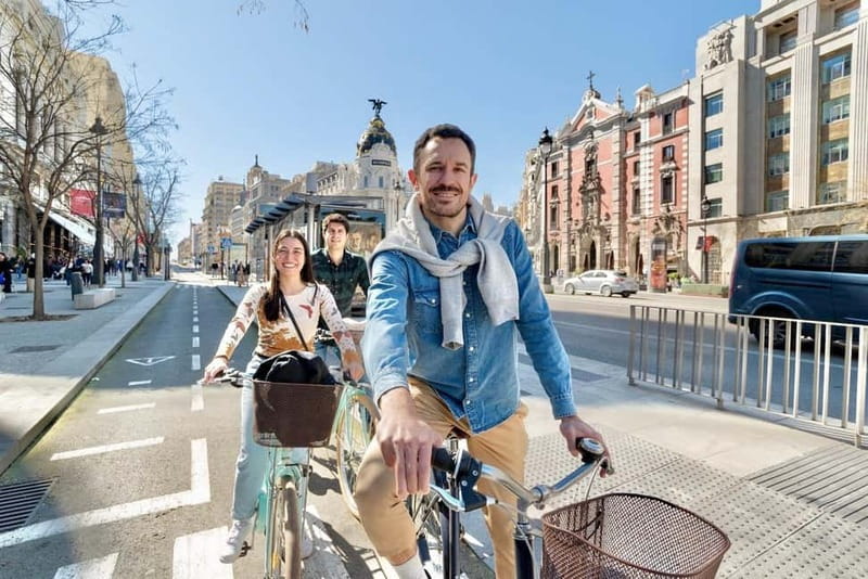 Madrid by bike + PhotoShooting - Where You Meet in Madrid Center (and Why It Matters)