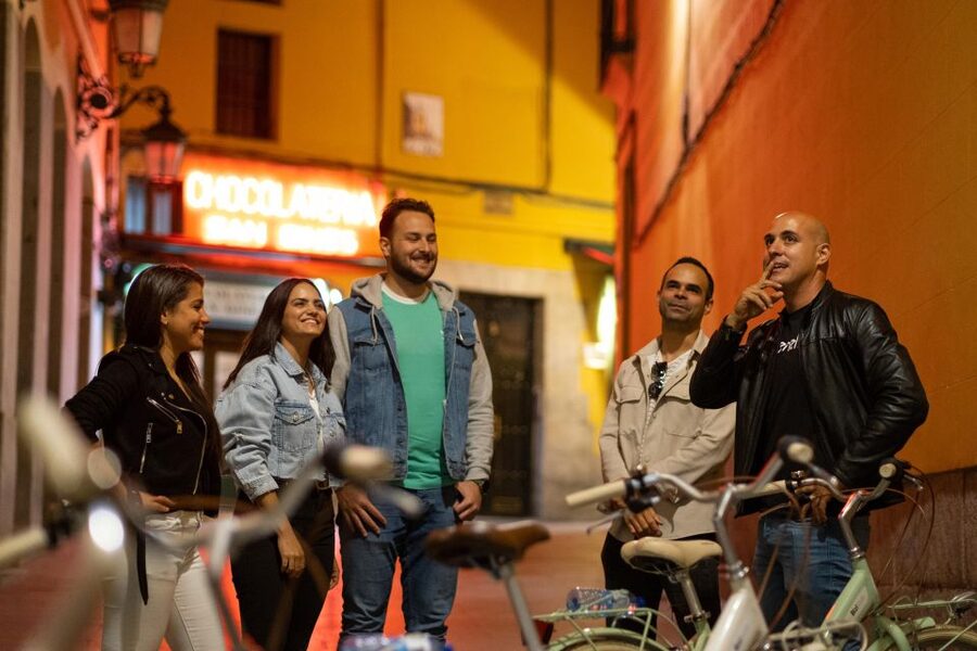 Madrid by Night: Vintage Bike Tour Highlights/Optional Tapas - Casa de Cervantes and the finish back at Moratín