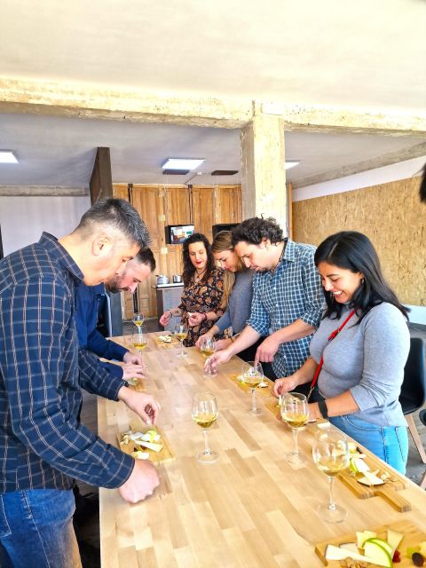 Madrid: cheese tasting with wine pairing. - Who this tasting is best for, and who should skip it