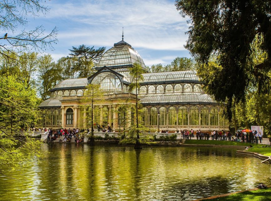 Madrid: Cibeles Rooftop & Retiro Park Guided Walking Tour - Retiro Park Highlights You’ll Actually Want to Find