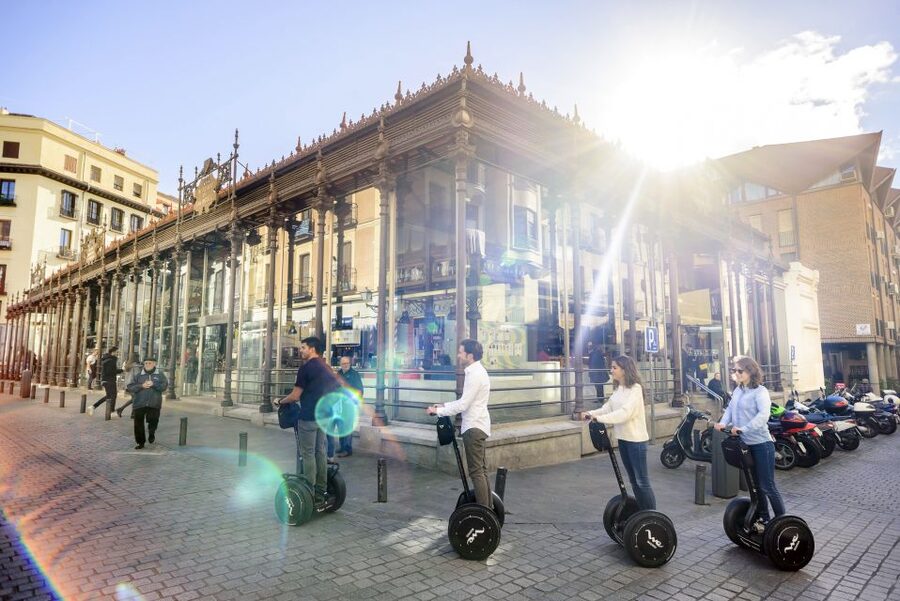 Madrid: City and El Retiro Segway Tour - Meeting at Metro Opera and finding the right spot