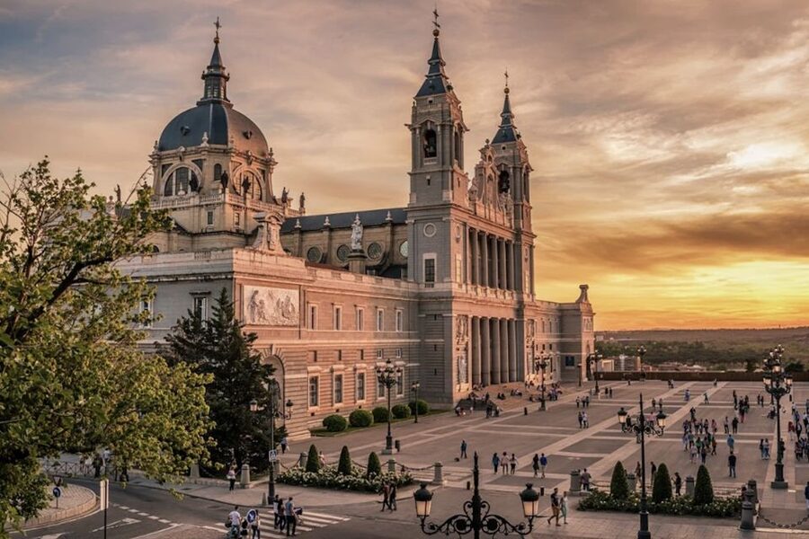 Madrid: City Highlights Guided Walking Tour - Is it worth $30 for a 2.5-hour Madrid highlights walk?
