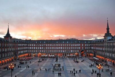 City Highlights Guided Walking Tour
