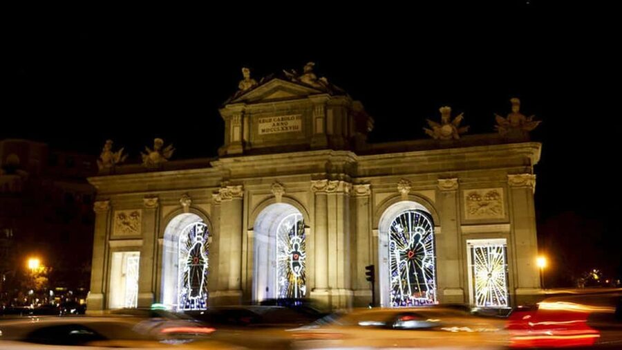 Madrid: City Highlights Tuk-Tuk Tour (2 hours) - La Latina and the literary trail: Cervantes and Lope de Vega zones