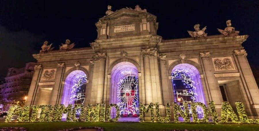 Madrid: City Highlights Tuk Tuk Tour - Hotel Pickup and the Los Jerónimos Start