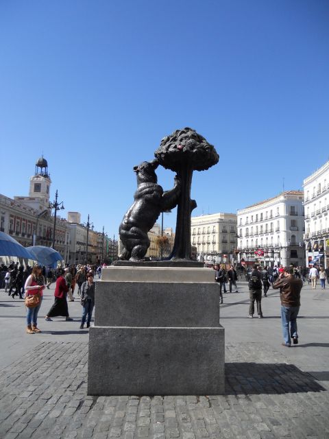 Madrid City Tour: Culture and History - Starting at Puerta del Sol and walking like a local