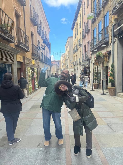 Madrid: Day Trip to Toledo with Walking Tour & Small Group - What guides really do with a small group