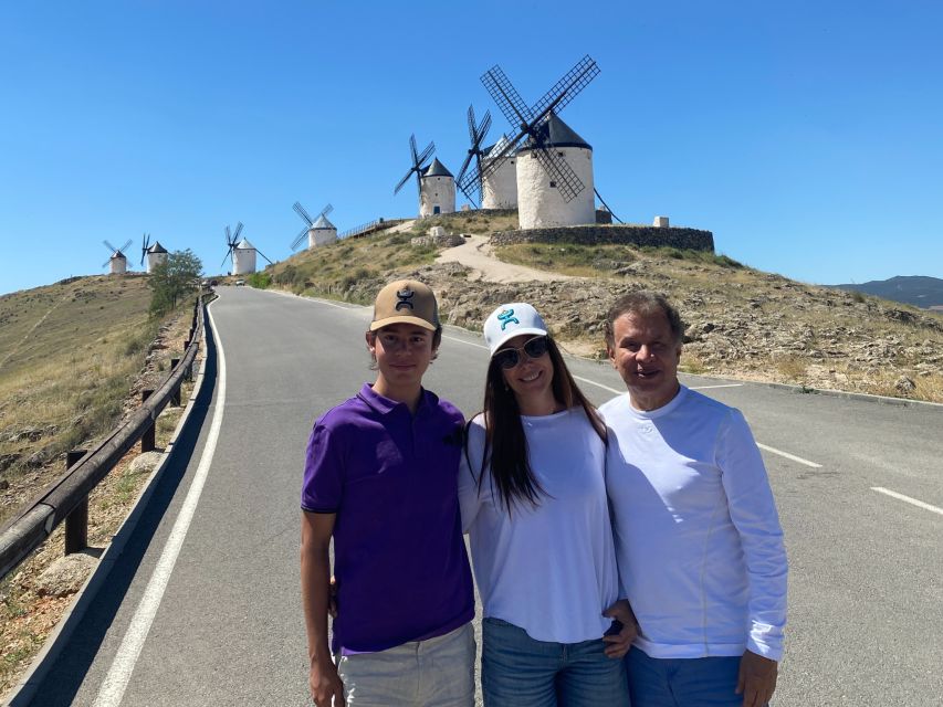 Madrid: Don Quixote de la Mancha Windmills & Toledo Tour - Photos after the tour: a small extra that pays off
