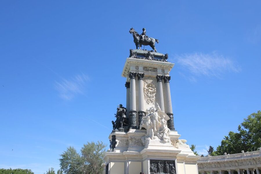 Madrid: El Retiro Park Self-Guided Audio Tour - Why El Retiro feels made for an audio walk