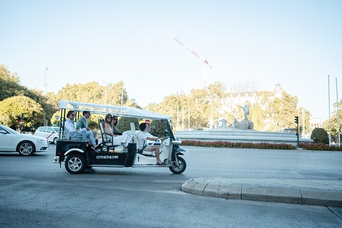 Madrid Express Tour with Local Guide in Eco Tuk Tuk Private - Why an Eco Tuk Tuk Works So Well for Madrid