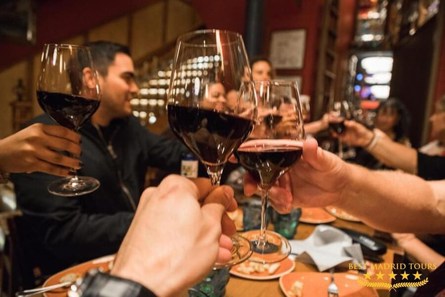 Madrid Flamenco Show and Dinner - Who should book this flamenco dinner show?