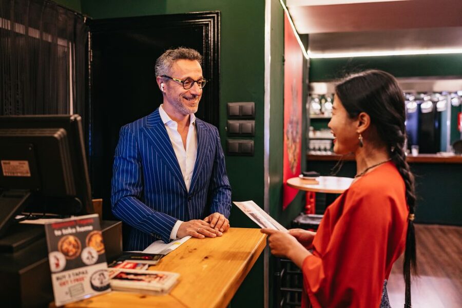 Madrid: Flamenco Show at Tablao Las Carboneras - Your free drink: how to make it part of the show