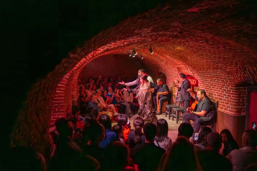Madrid: Flamenco Show Entry Ticket with Drink & Artist Talk - Why this Madrid flamenco feels closer than the big venues