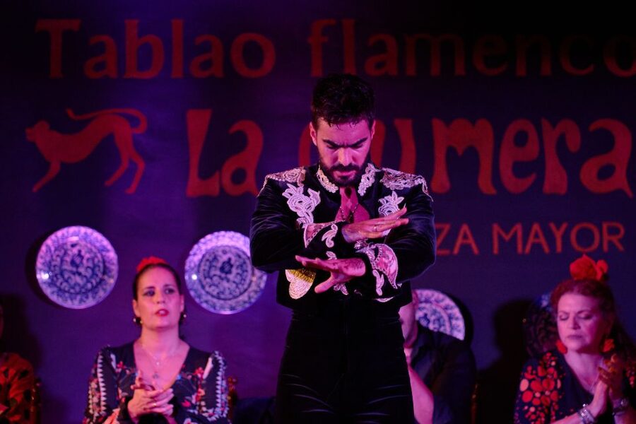 Madrid: Flamenco Show La Quimera with Drinks & Dinner Option - Your 90-Minute Night Flow: From Check-In to Show Focus