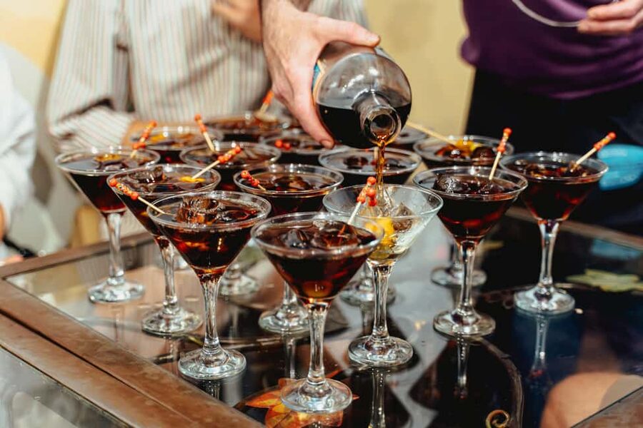 Madrid: Food Walking Tour with Drink and Local Guide - The route and pacing, 2.5 hours that fit real plans