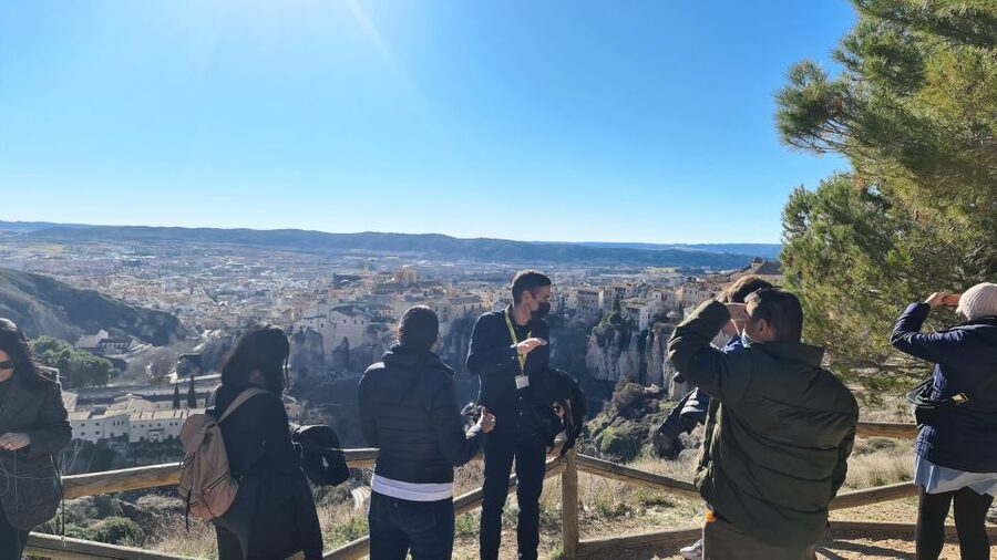 Madrid:Full Day Trip to Cuenca, Cathedral and Hanging Houses - Plaza Mayor free time, lunch on your terms