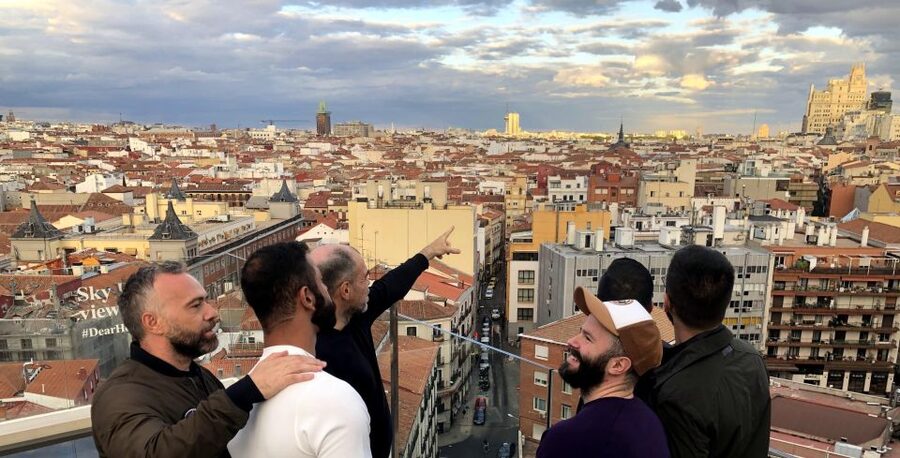 Madrid: Gran Vía Rooftops and Architecture Tour - Telefónica Building, the first skyscraper, and why it matters