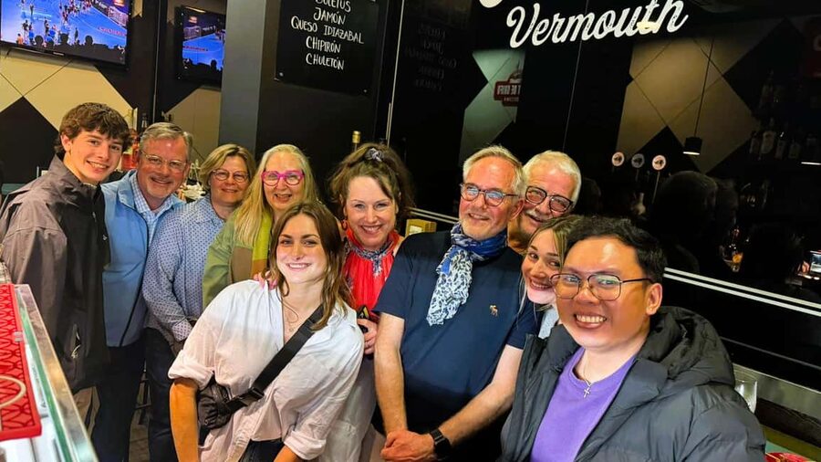Madrid: Guided Local Food Tour at Hidden Gem Restaurants - Champiñones, Sangria, and Vermut: A Madrid Tapas Rhythm
