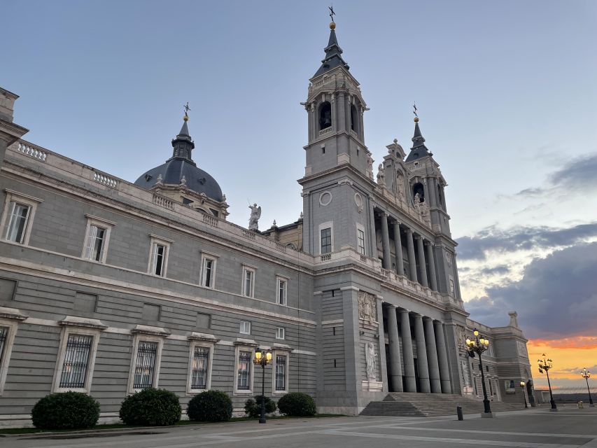 Madrid: Guided Tour of Prado Museum and Royal Palace - Price and value for a 4.5 to 5 hour Madrid power day
