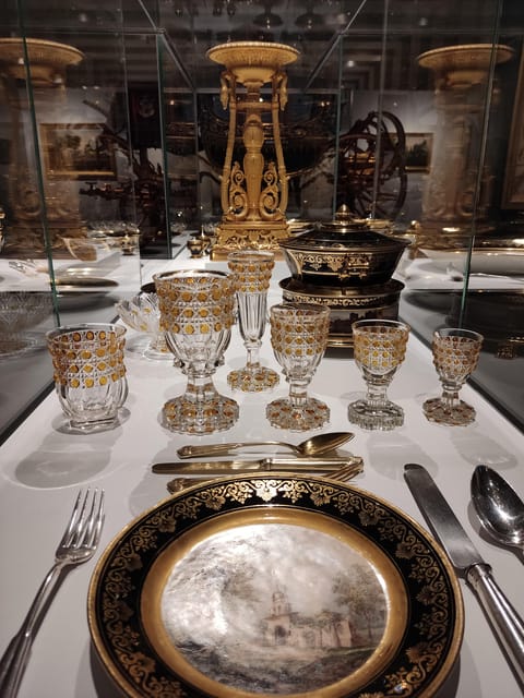 Madrid: Guided Tour of the Royal Collections Gallery - Basement archaeology: the Islamic Mayrit remains under your feet