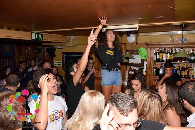 Madrid Halloween Pubcrawl – Open Bar, Shots & VIP Club Entry - Stop 3 Hood Dogs by Planet Club: Free Shot, Discounted Drinks, and Games