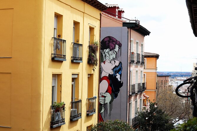 Madrid: Hidden Street Art Tour - Calle de Argumosa to Reina Sofía, art history right next to street art