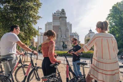 Highlights Bike Tour with Optional E-Bike or Tapas