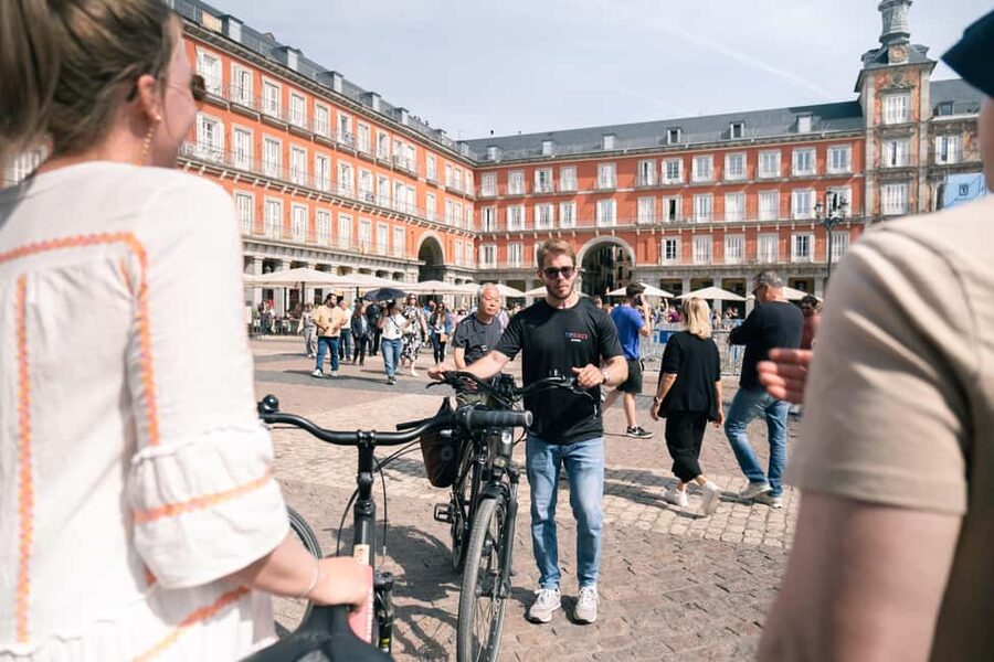 Madrid: Highlights Bike Tour with Optional E-Bike or Tapas - CaixaForum’s living wall and the art belt on two wheels