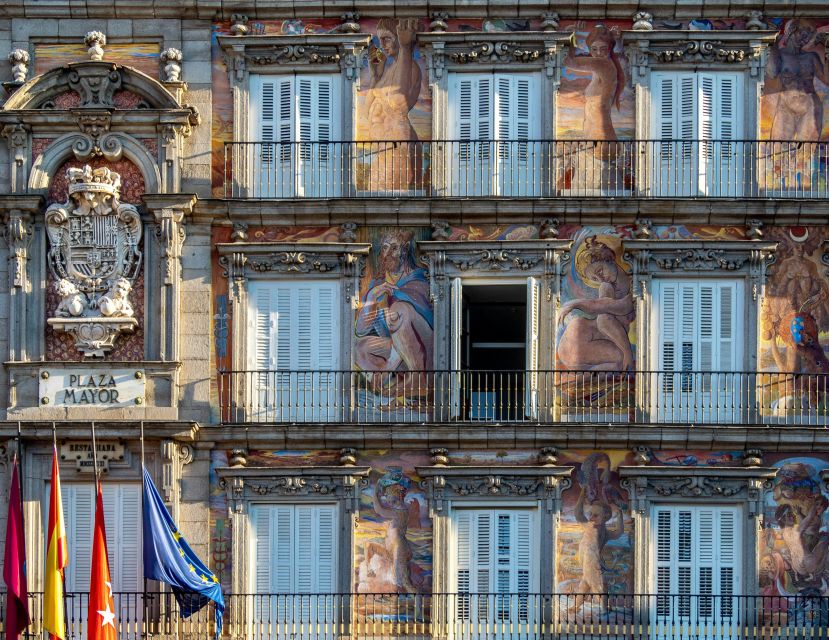 Madrid: Highlights of Madrid Walking Tour - Plaza de España: A Quick Beat Between Big Sights