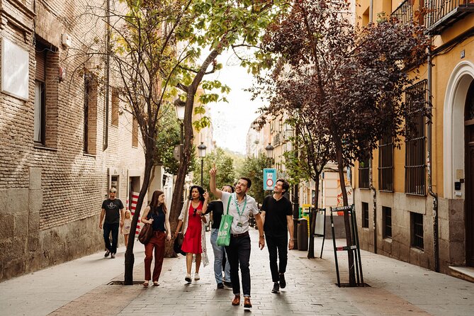 Madrid in a Day Tour:Royal Palace, Historic Center & Prado Museum - The Guides Make or Break It, and This Tour Has Strong Ones