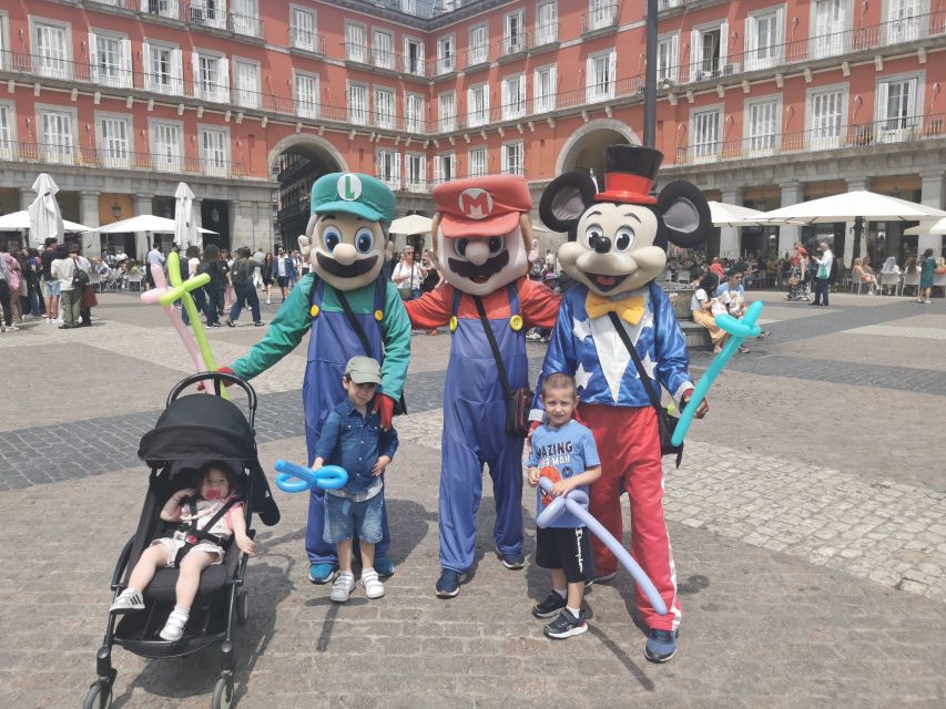 Madrid: Kids and Family Sightseeing Tour - Guide styles that families seem to remember