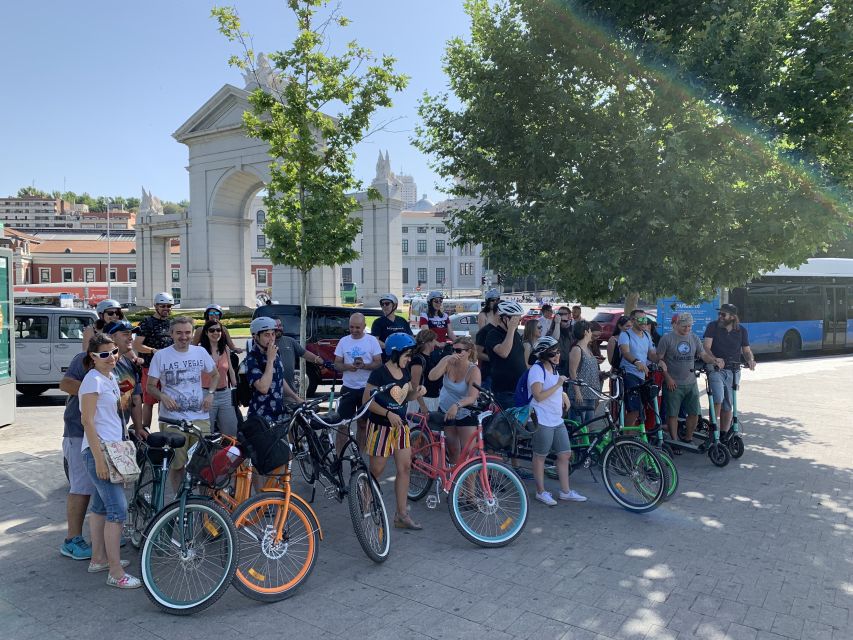 Madrid: Literary Quarter & Retiro Park Electric Bike Tour - Retiro Park and the Literary Quarter, Why This Combo Works