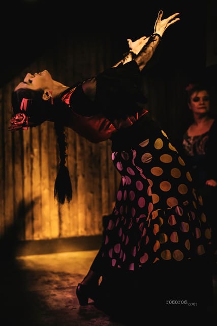 Madrid: Local Flamenco Show at El Cortijo - Key things to know before you go