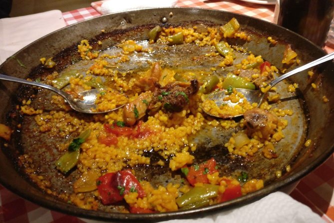 Madrid Local's Tapas Tour Dinner with a side of History - The Walking Tempo, Group Size, and Night Comfort