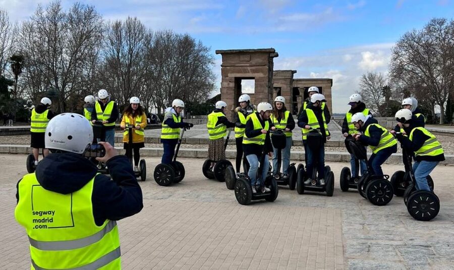 Madrid: Madrid Rio Park Segway Private Tour - Key things to know before you ride Madrid Rio