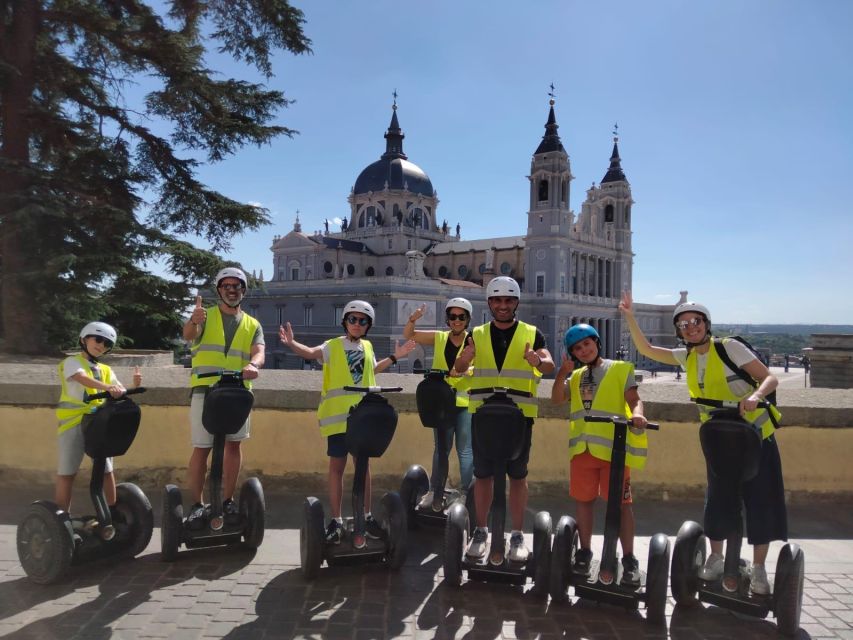 Madrid: Madrid Rio Park Segway Private Tour - Practical tips for a smooth ride in central Madrid
