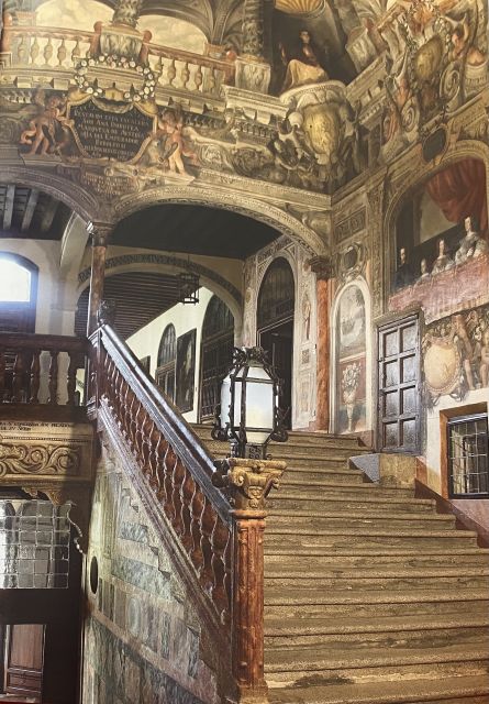 Madrid: Monastery of Descalzas Reales Tour with Tickets - Chapels, Sculptures, and the Choir Where Nuns Sing