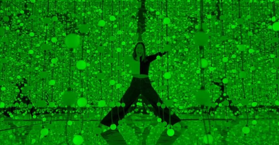 Madrid: Museo de la Luz Entry Ticket - The standout moments: laser effects, mirror color rooms, and projection play