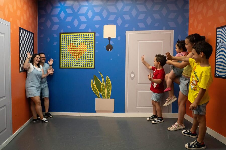 Madrid: Museum of Illusions Ticket - Getting there near Tirso de Molina without stress