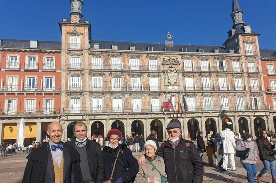 Madrid: Must-See Attractions Walking Tour - The Royal Palace of Madrid, where monarchy turns into architecture