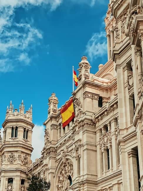 Madrid: Old Town, Poets District, and Royal Palace Tour - Las Letras And Old Town Roots, A Perfect 3-Hour First Look