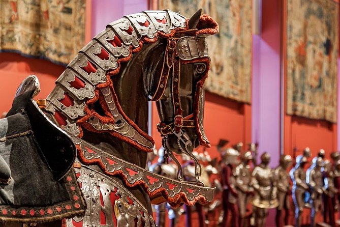 Madrid Old Town & Royal Palace Walking Tour Skip the Line Ticket - Guides: the difference between a good palace visit and a great one