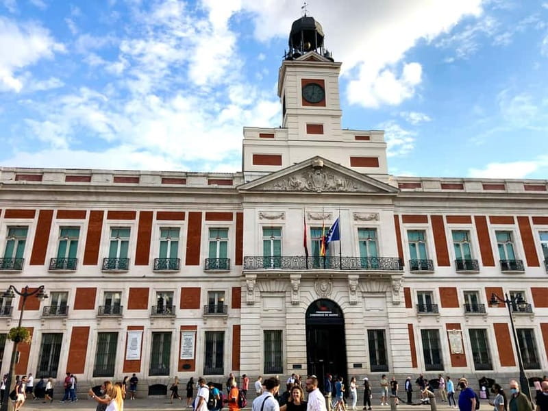 Madrid on foot: From Debod to Retiro - Key highlights you will feel right away