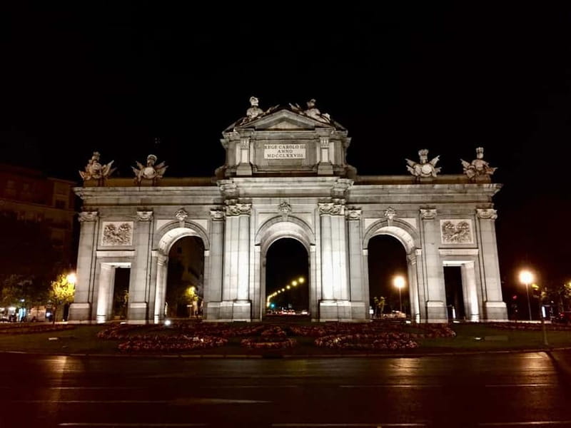 Madrid on foot: From Debod to Retiro - Madrid de los Austrias, Quevedo’s footsteps, and Calle del Codo’s charm