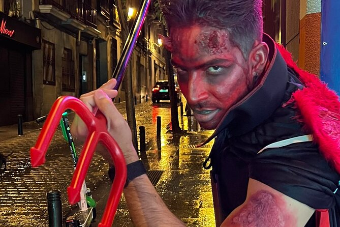Madrid Oscuro: Torture, Ghosts, Crimes and Legends - Iglesia de Santa Cruz: the cursed church stop you can actually feel